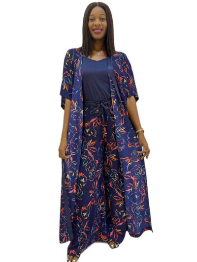 Multicolor flower print pant with elegant kimono jacket